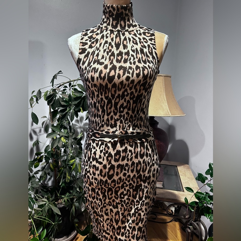 NWOT Guess mock  neck sleeveless midi leopard print dress , size medium .Hot!